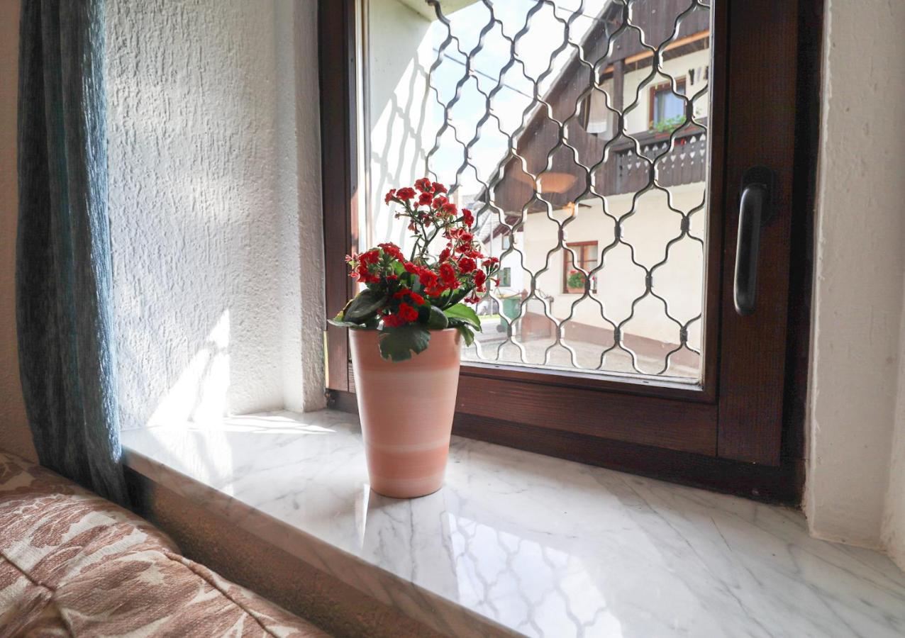 Spring Rest Apartment Bled Bagian luar foto