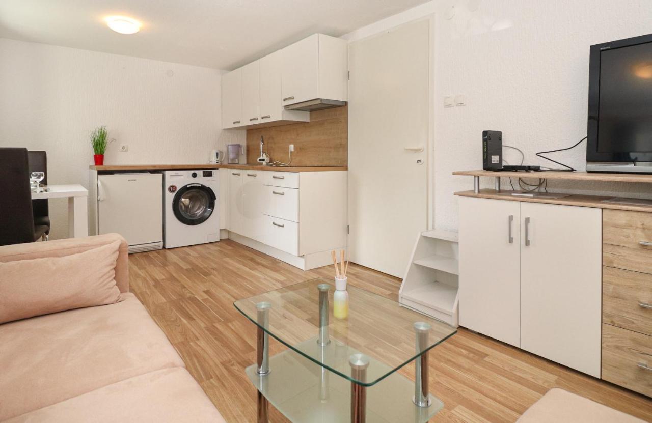 Spring Rest Apartment Bled Bagian luar foto